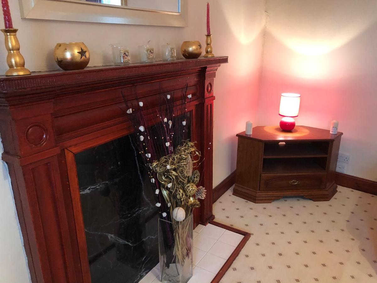 Executive Serviced Apartments 2 Forfar Exterior foto